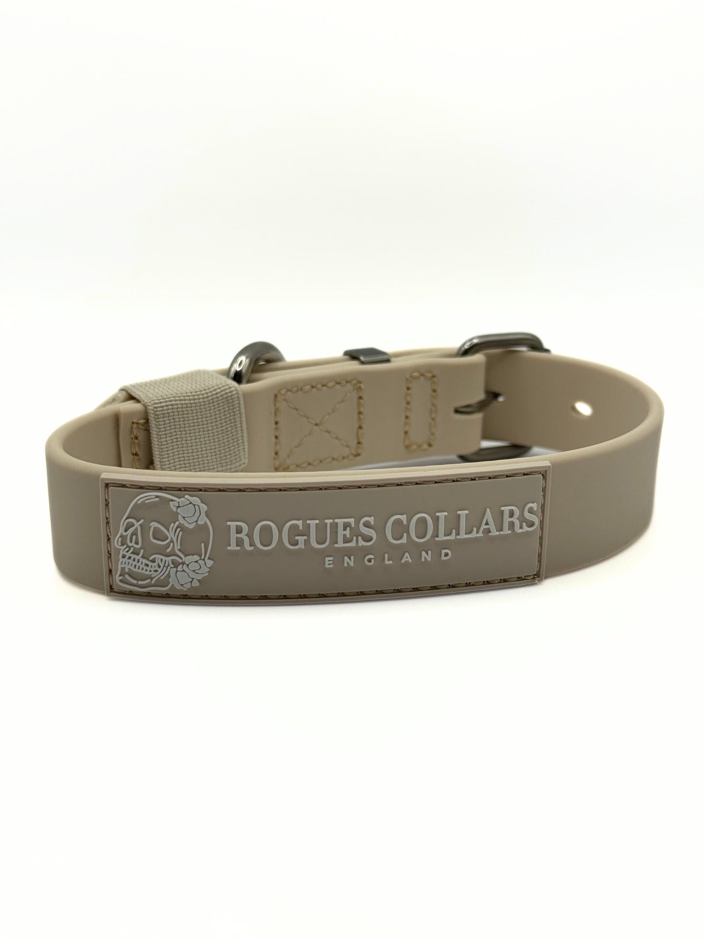 Forest Falls - 2.5cm Biothane Dog Collar - Champagne Sands